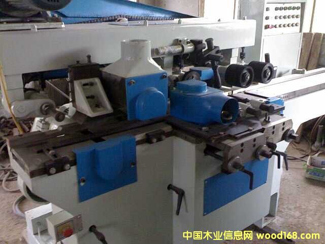 MB4012-DW