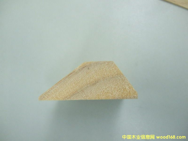 ُ Molded Wood Block