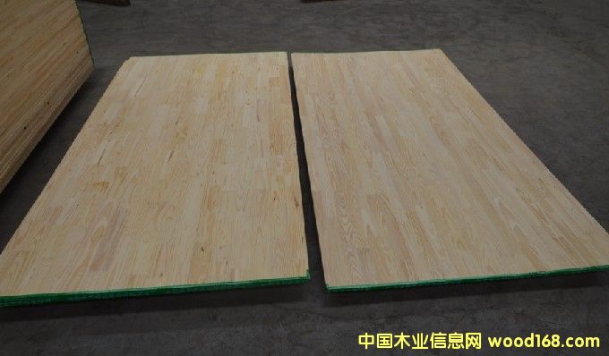 松木指接板AB級(厚1.2cm) 松木指接板AB級(厚1.2cm)