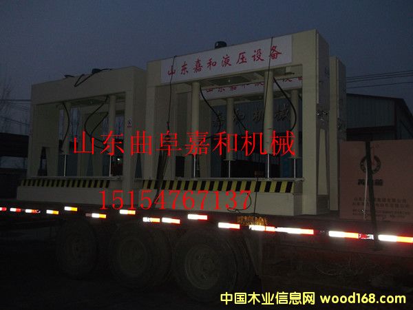 䉺C 