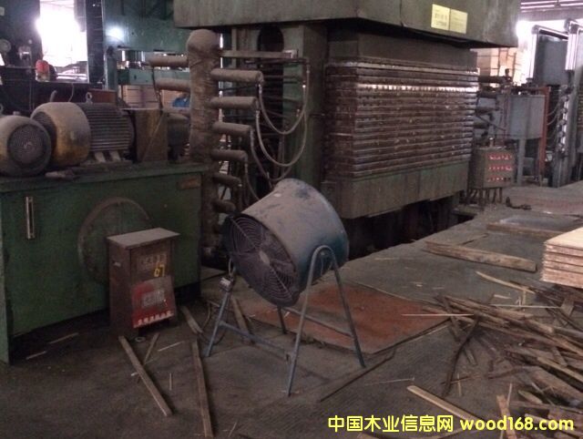 溧陽壓機(jī) 溧陽壓機(jī)