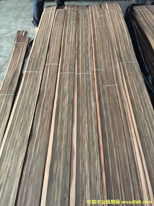 Ȼ̴ľƤ