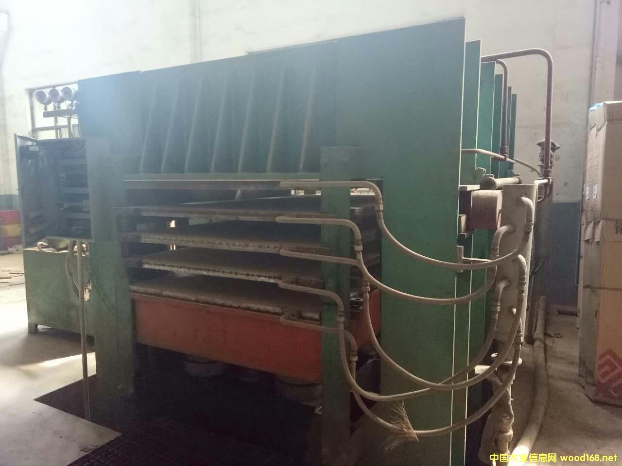竹地板熱壓機 竹地板熱壓機