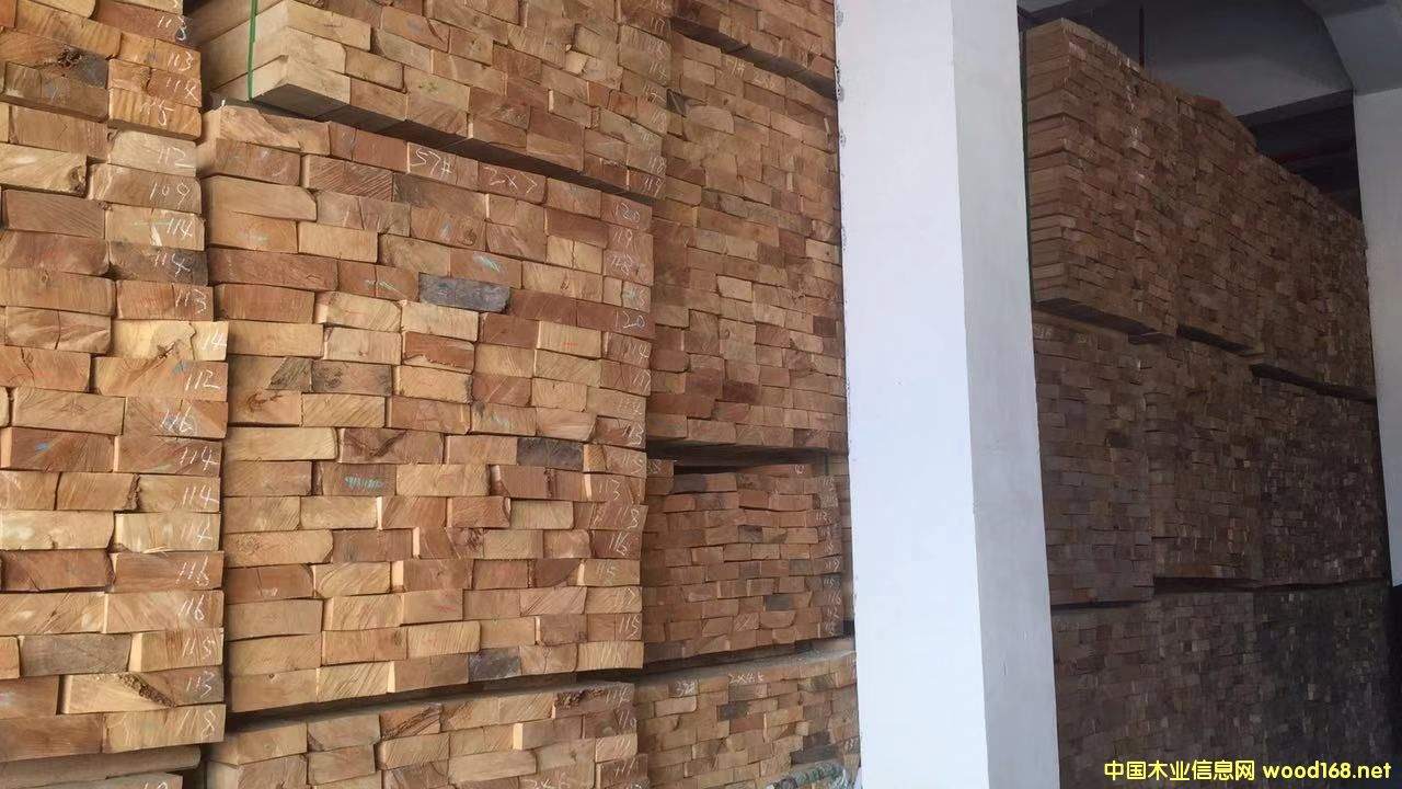 ľ