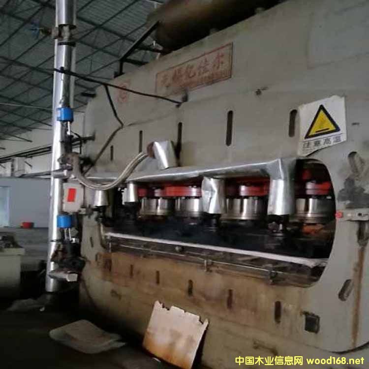 2800t  NቺC(j)